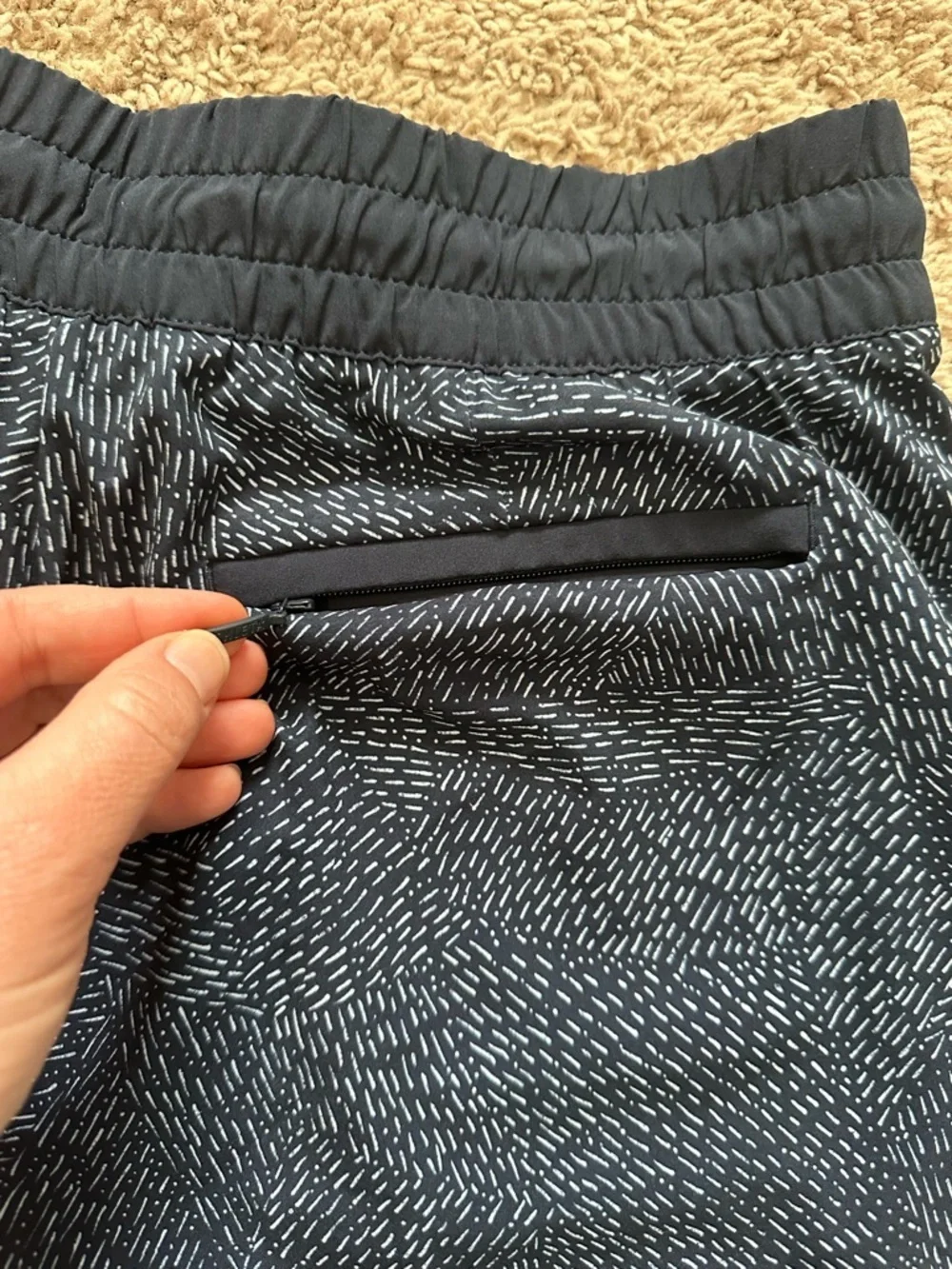 Athleta Baja Navy Blue Printed Shorts Drawstring Waist Pockets Size 6